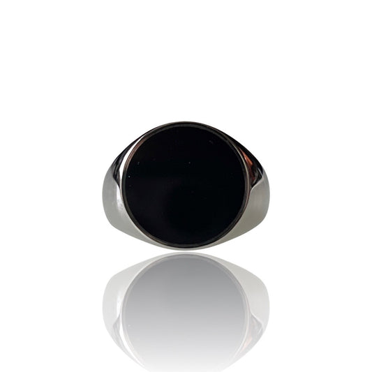 Explorer Signet Ring in ruthenium silver with black onyx