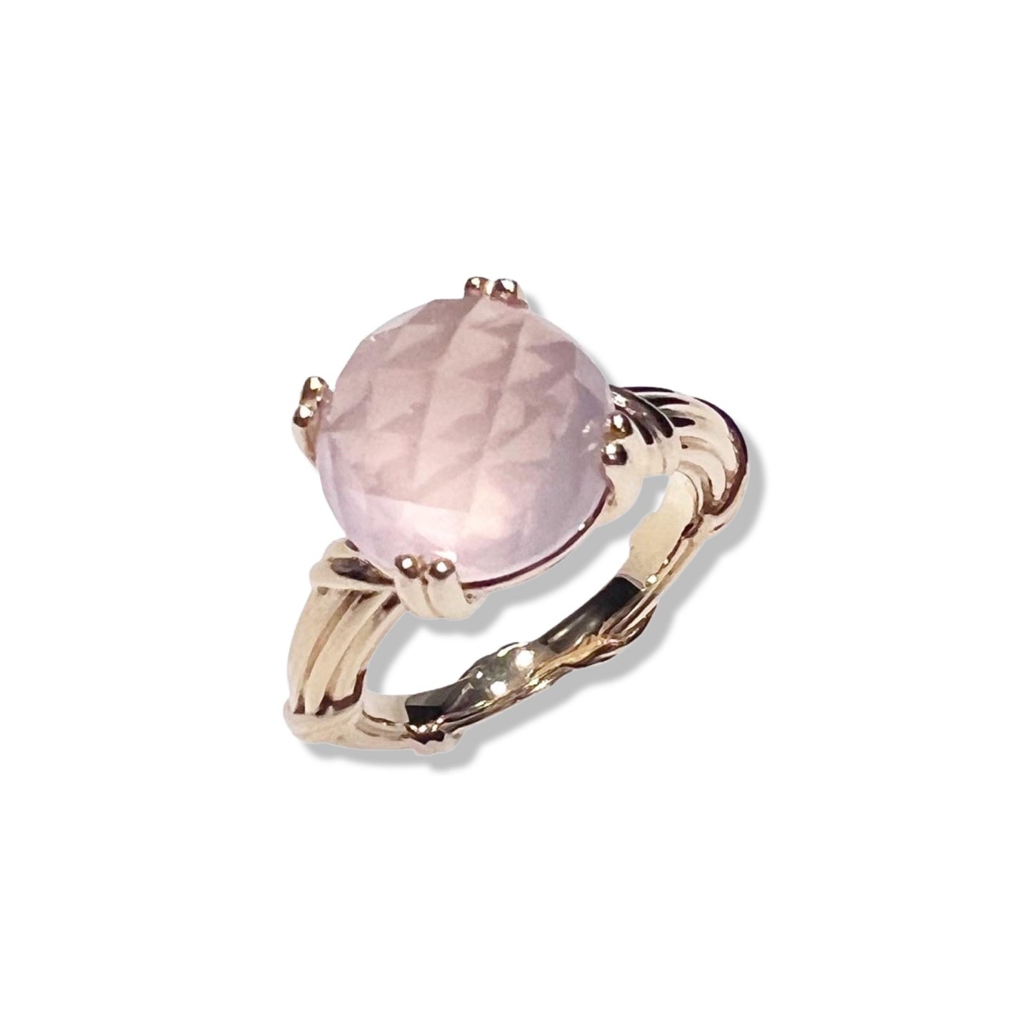 Fantasies Rose Quartz Cocktail Ring in 18K yellow gold 12mm