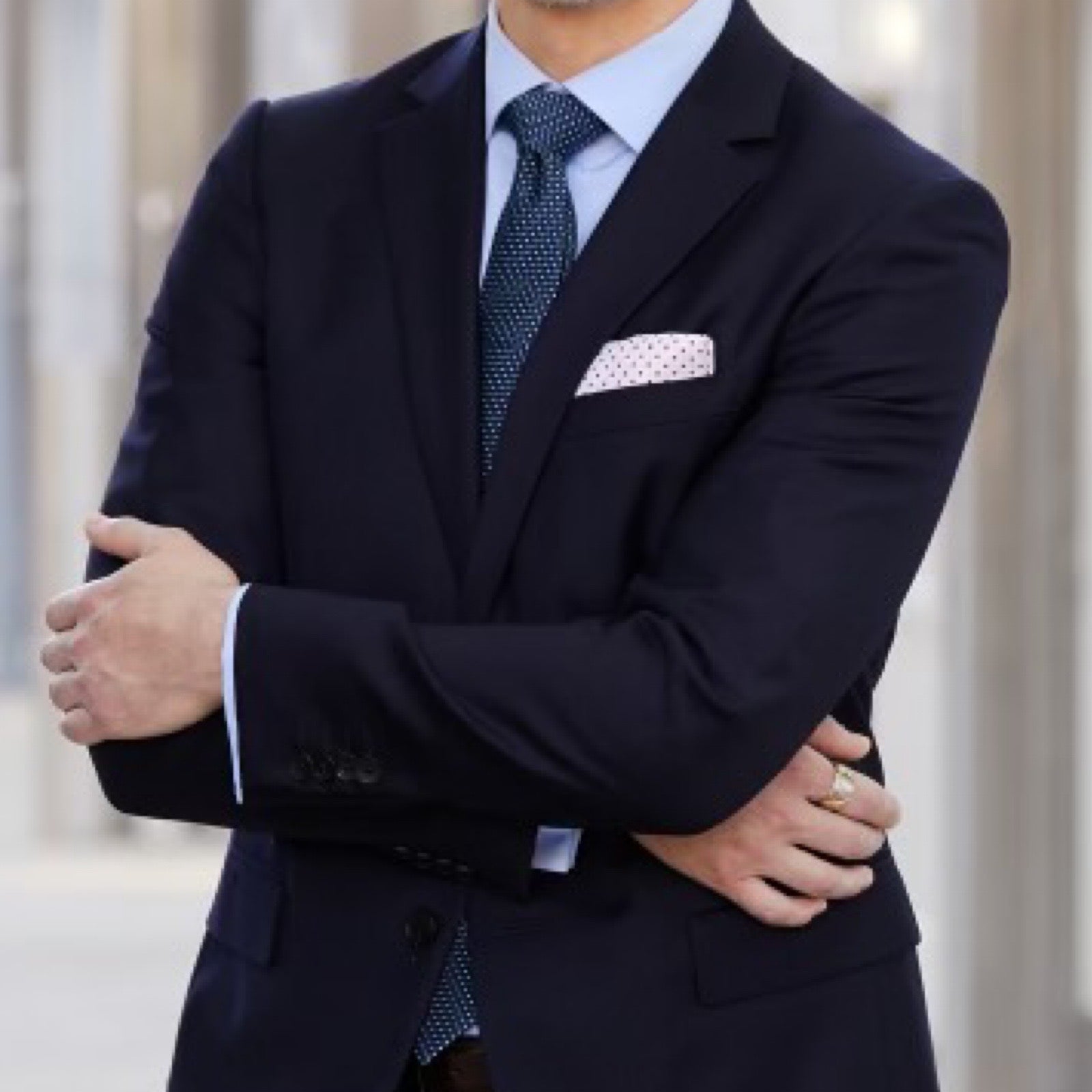 Peter Thomas Roth Ribbon and Reed Signature Classic Kiss Wide Band Ring ...