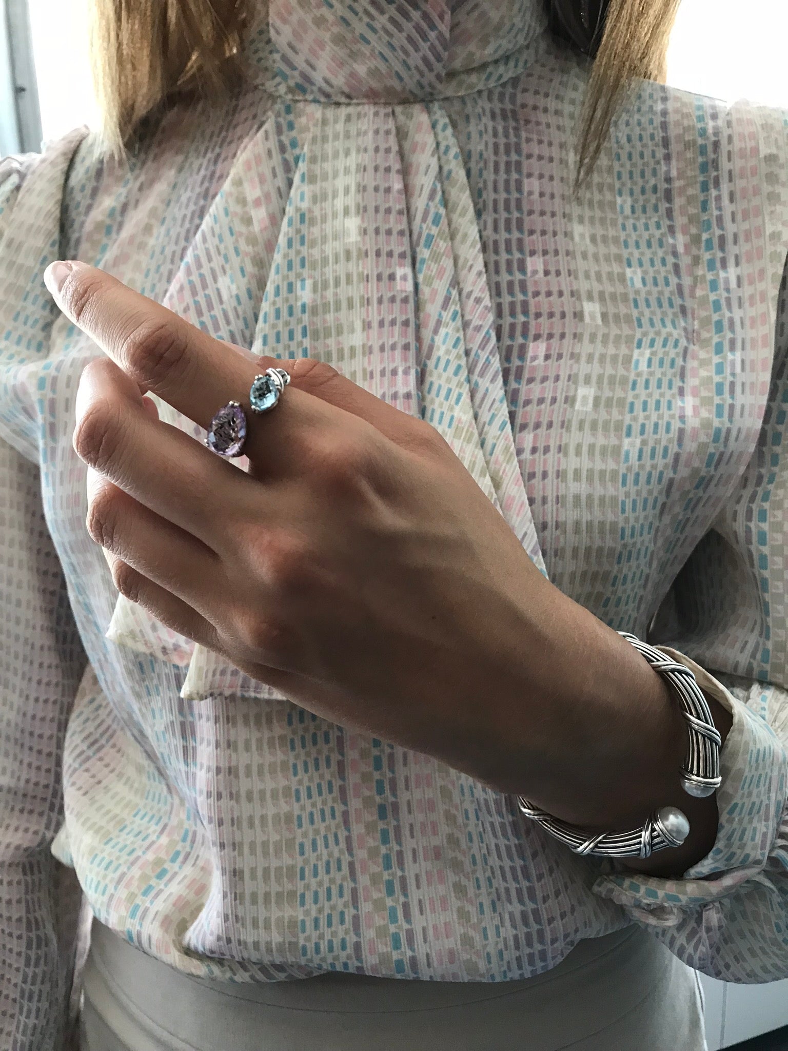 Peter Thomas Roth Ribbon and Reed Signature Classic Pearl Tapered Cuff ...