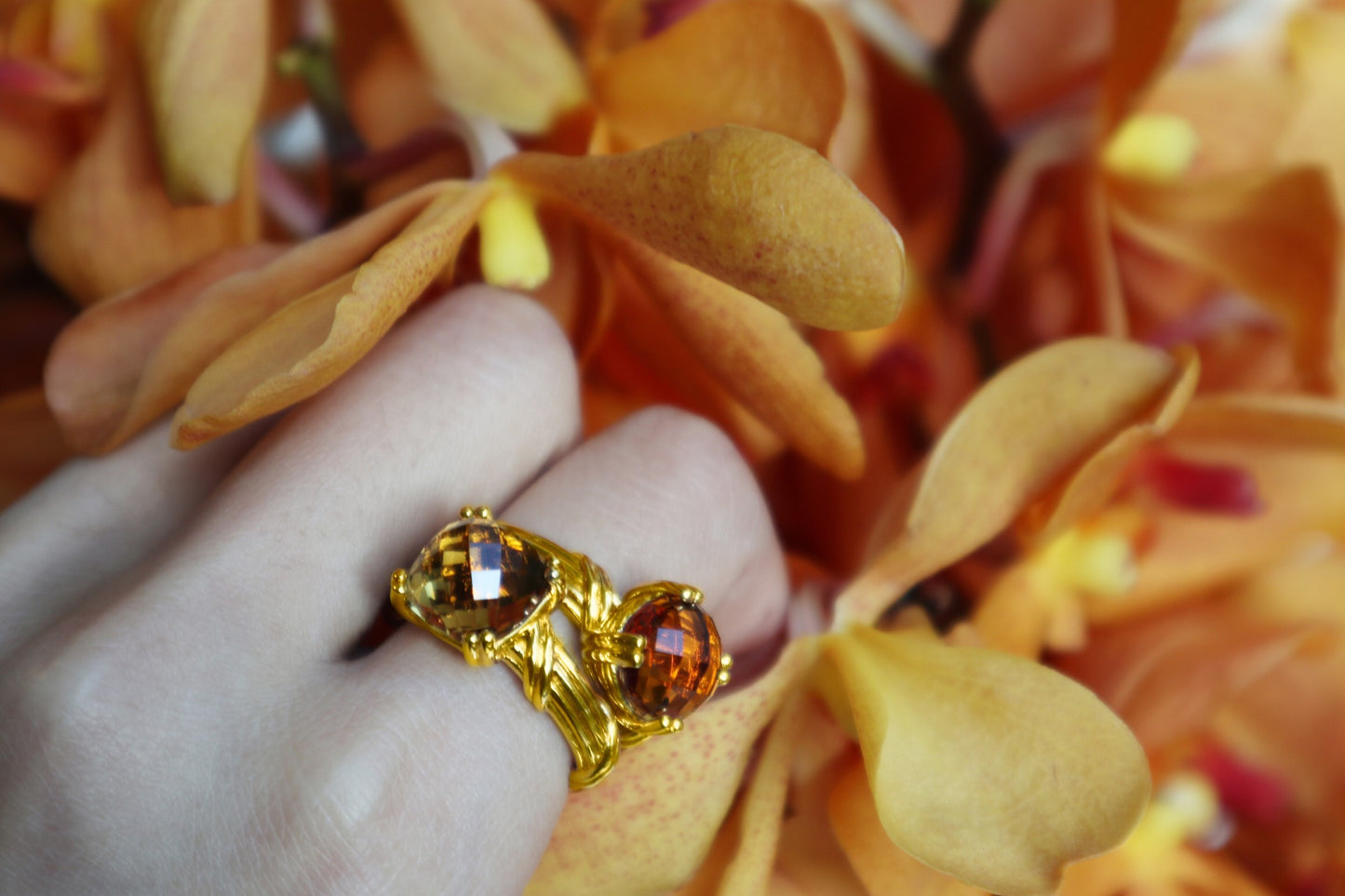 Fantasies Medeira Citrine Cocktail Ring in 18K yellow gold 10mm