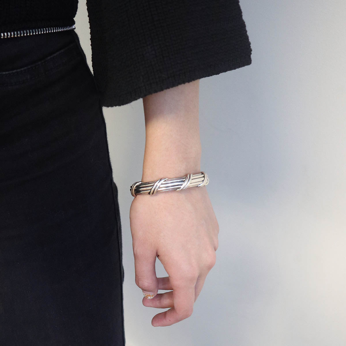 Peter Thomas Roth Ribbon and Reed Signature Classic Oval Cuff in ...